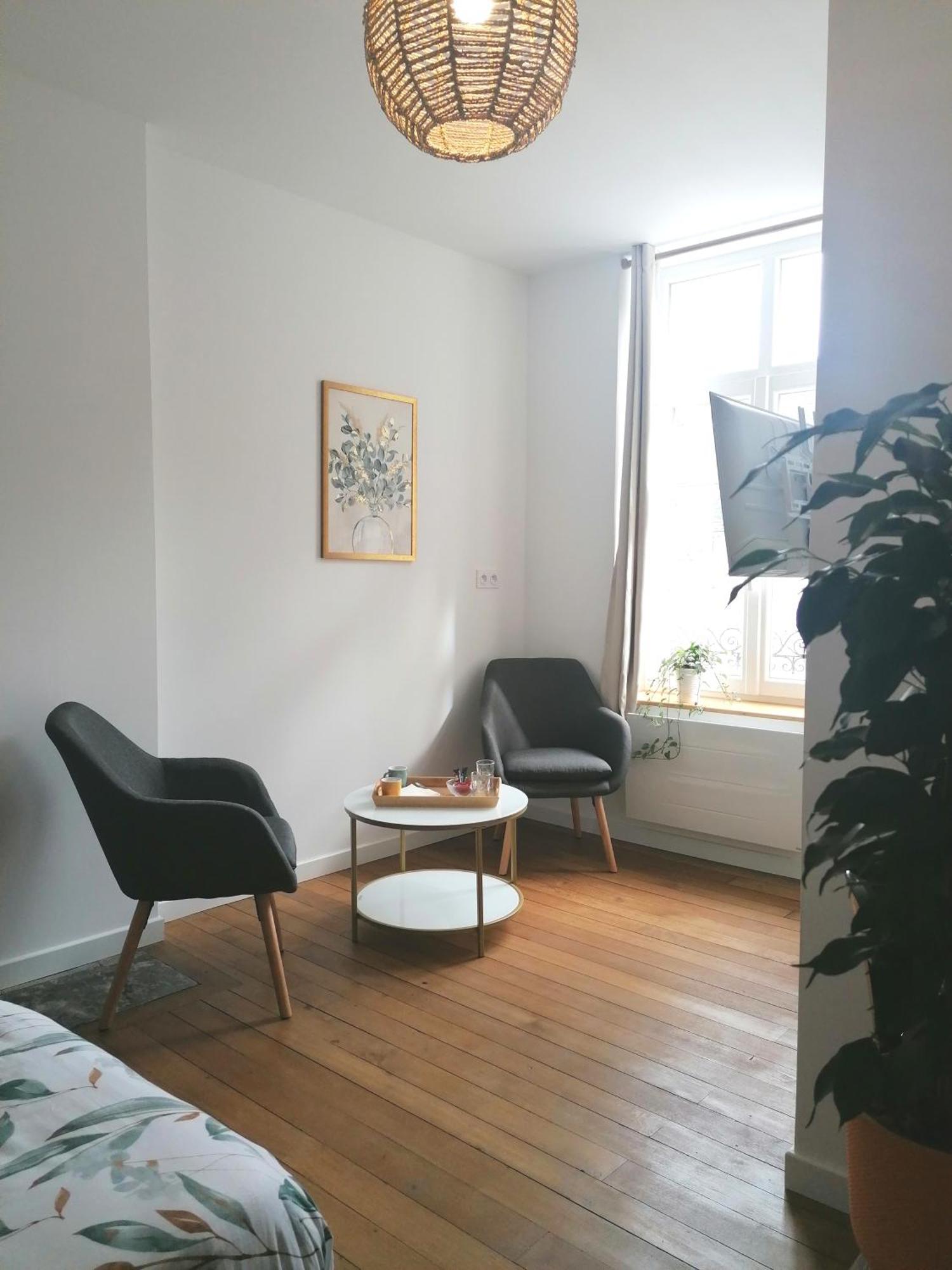Avesnes-sur-Helpe Le Relais Napoleon B&B 외부 사진